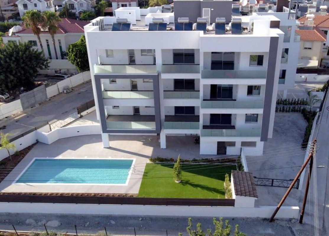 3 bedrooms Apartment in Limassol, Cyprus No. 12947