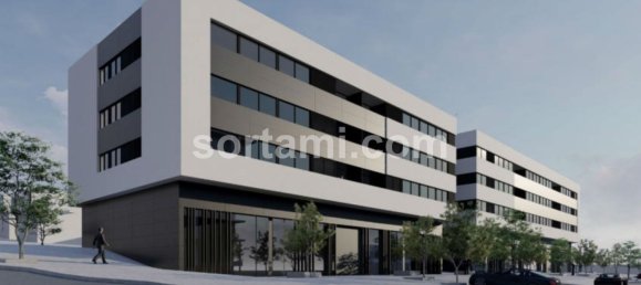 93m² Commercial property in Gondomar, Portugal No. 61920 5