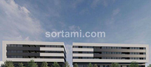 93m² Commercial property in Gondomar, Portugal No. 61920 4
