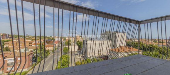 Apartamento de 3 dormitorios en Piacenza, Italy No. 20600 15