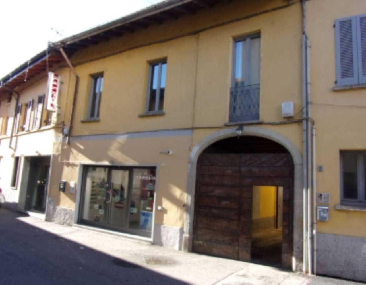 2 bedrooms Apartment in Samarate, Italy No. 315038