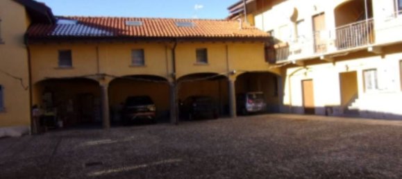 2 bedrooms Apartment in Samarate, Italy No. 315038 7