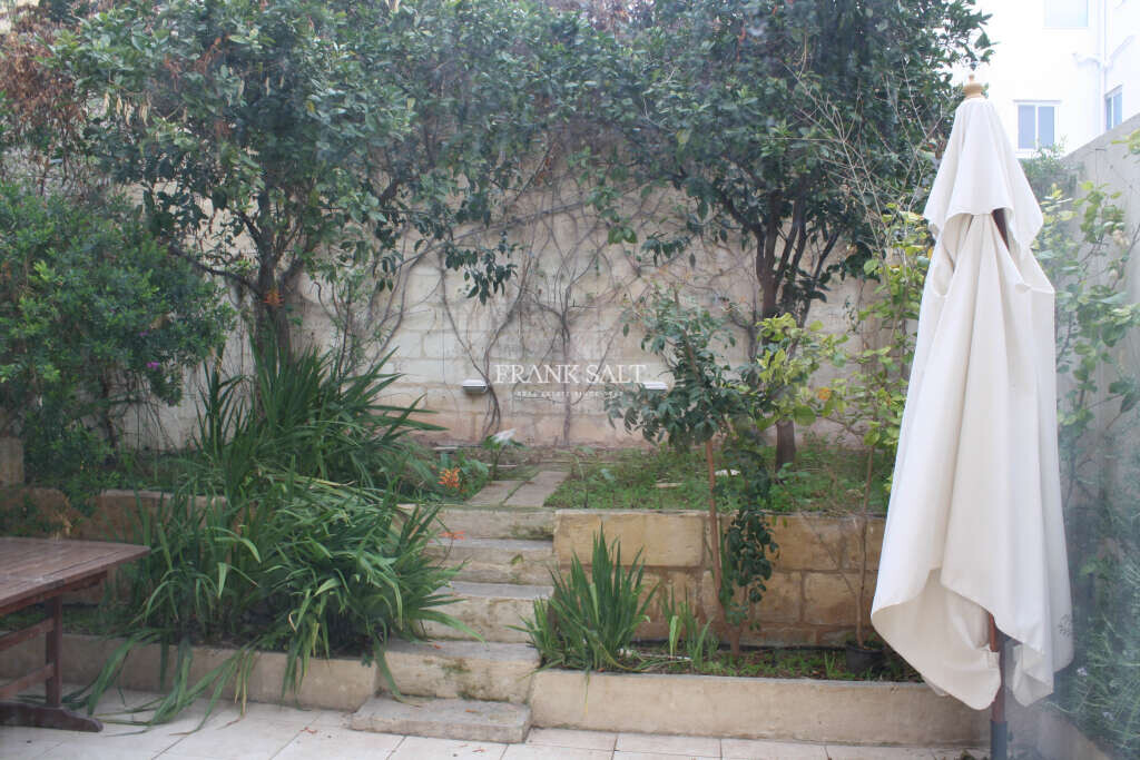 2 bedrooms Maisonette in Sliema, Malta No. 8603