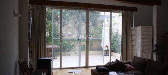 2 bedrooms Maisonette in Sliema, Malta No. 8603 2