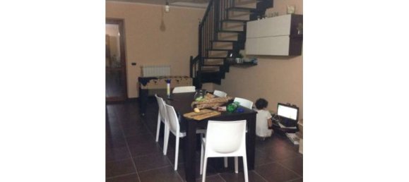 2 bedrooms Villa in Caserta, Italy No. 252911 2