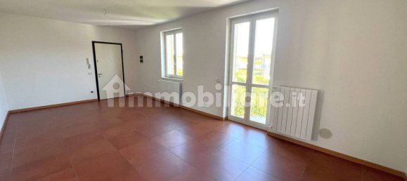 Apartamento de 2 dormitorios en Montichiari, Italy No. 306198 4