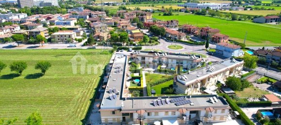 Apartamento de 2 dormitorios en Montichiari, Italy No. 306198 24