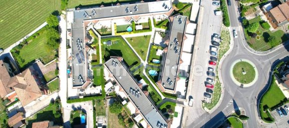 Apartamento de 2 dormitorios en Montichiari, Italy No. 306198 27