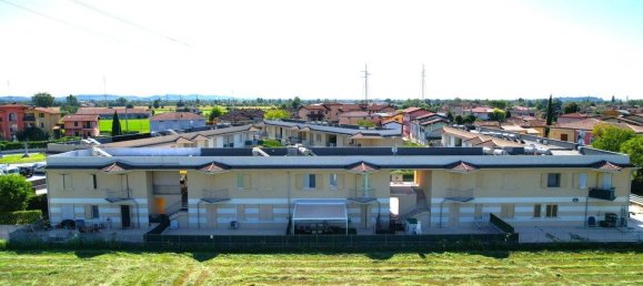 Apartamento de 2 dormitorios en Montichiari, Italy No. 306198 29