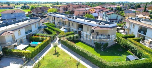 Apartamento de 2 dormitorios en Montichiari, Italy No. 306198 30