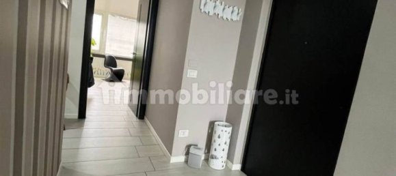 Escritório de 4 divisões em Modena, Italy N.º 198961 18