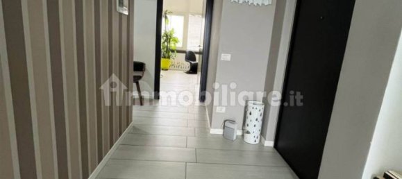 Escritório de 4 divisões em Modena, Italy N.º 198961 17