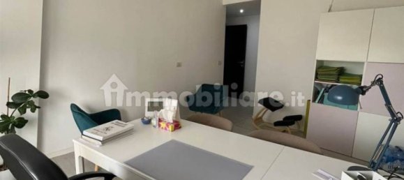 Escritório de 4 divisões em Modena, Italy N.º 198961 14