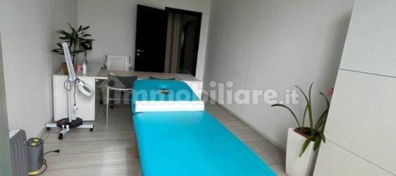 Escritório de 4 divisões em Modena, Italy N.º 198961 27