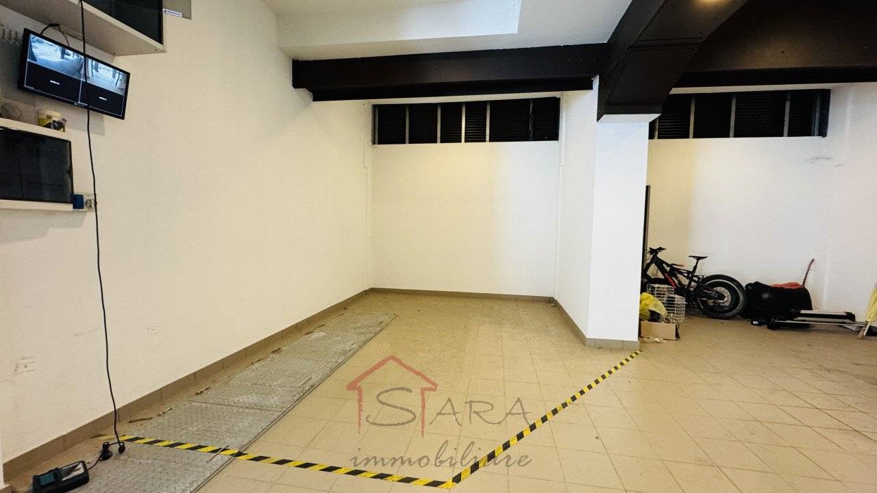 40m² Parking in Padua, Italy No. 267430