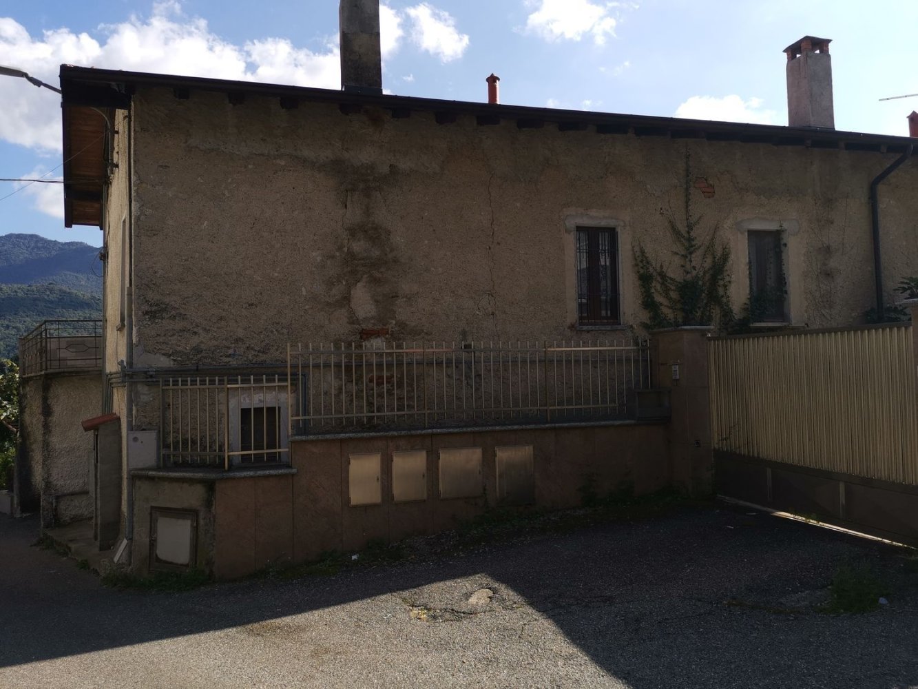 2 bedrooms Apartment in Cuveglio, Italy No. 363486
