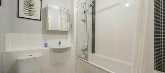 1 bedroom Apartment in Acton, United Kingdom No. 10037 2