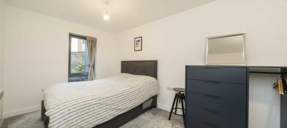 1 bedroom Apartment in Acton, United Kingdom No. 10037 10
