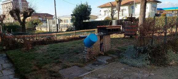 Дом с 10 комнатами в Коссато, Италия № 81121 3