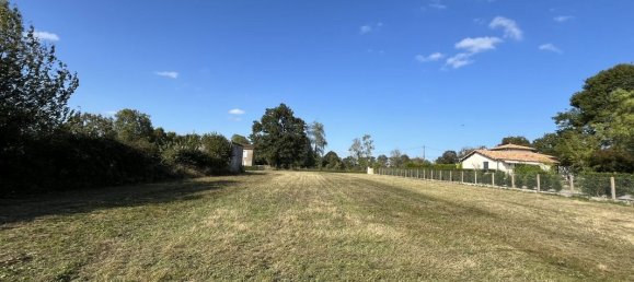 Terrain à Nieuil, France 2241m² No. 96449 3