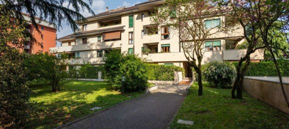 4-salle Appartement à Villasanta, Italy No. 334588 42