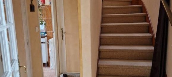 5 bedrooms House in Pontivy, France No. 200458 7