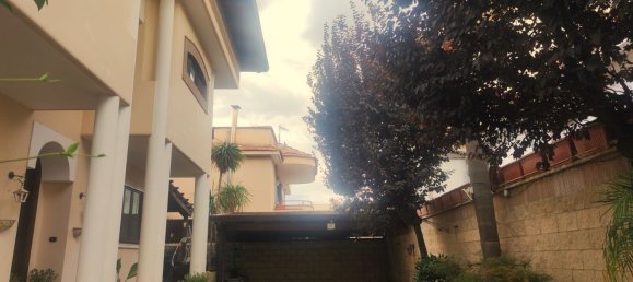 5 غرف نوم فيلا في Trentola Ducenta, Italy رقم 347306 4