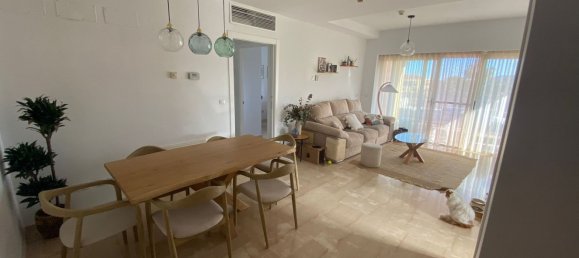 2 bedrooms Penthouse in Alhaurin de la Torre, Spain No. 166786 8