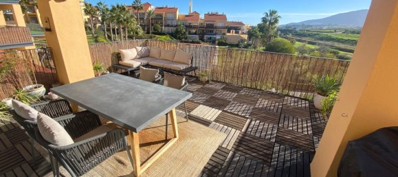 2 bedrooms Penthouse in Alhaurin de la Torre, Spain No. 166786 3