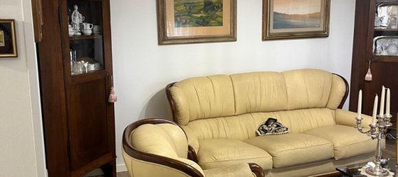 Apartamento T5 em Montale, Italy N.º 381803 9