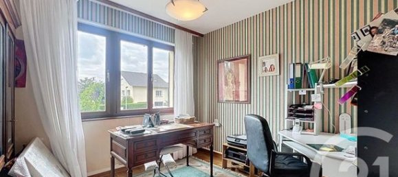 5 bedrooms House in Grand-Charmont, France No. 304077 10