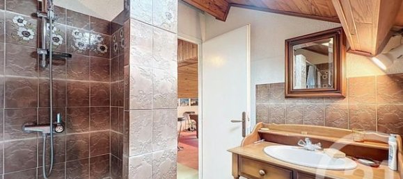 5 bedrooms House in Grand-Charmont, France No. 304077 8