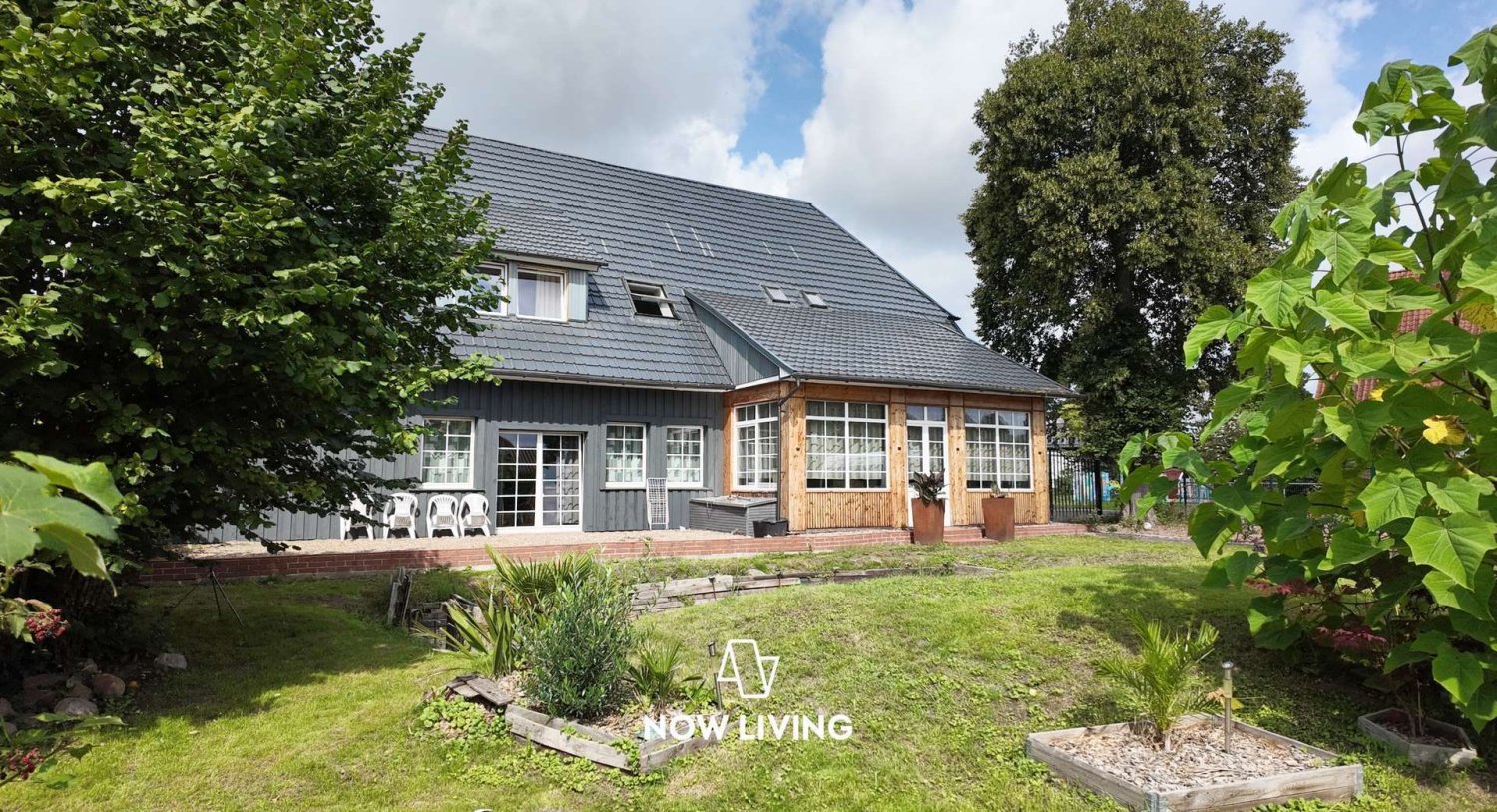 6 bedrooms House in Nienburg, Germany No. 266194