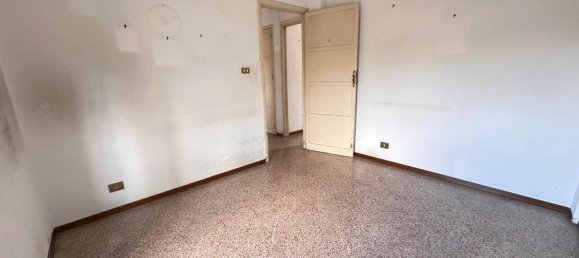3-salle Appartement à Palermo, Italy No. 214996 14