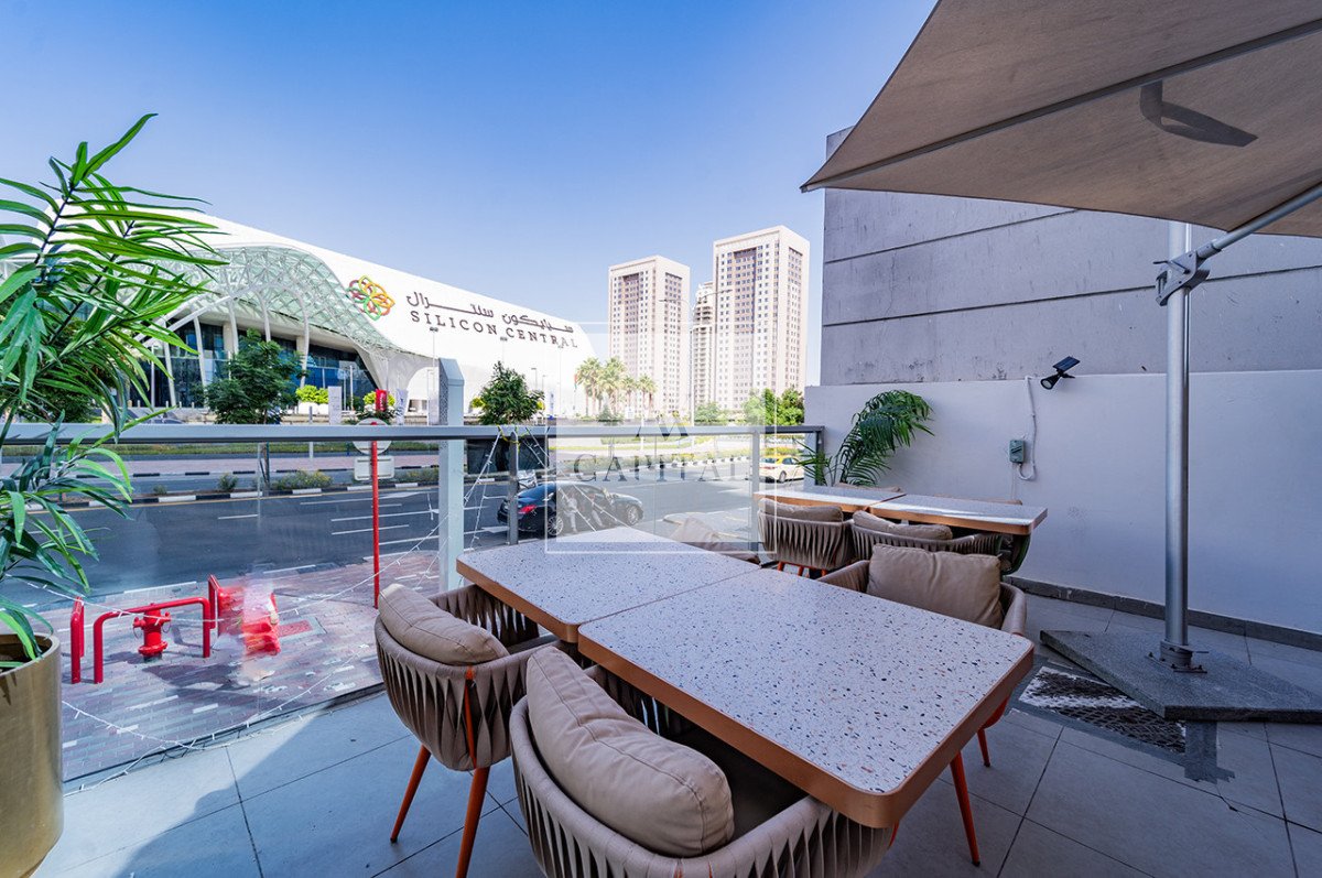 337m² Shop in Dubai Silicon Oasis, UAE No. 51251