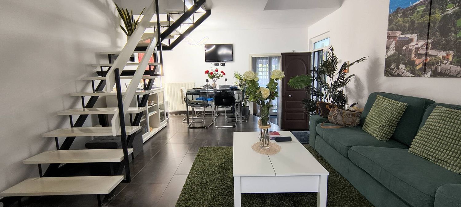 8 chambres Duplex à Massa, Italy No. 378334