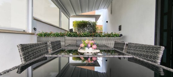 8 chambres Duplex à Massa, Italy No. 378334 6