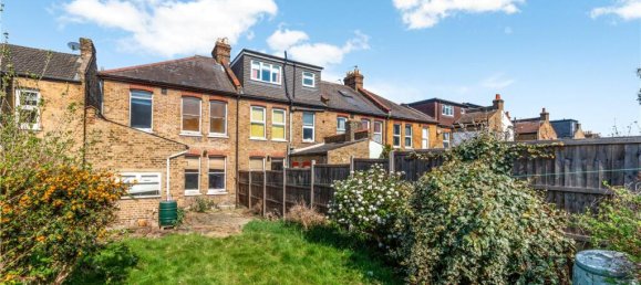 3 bedrooms Commercial property in Beckenham, United Kingdom No. 3480 2