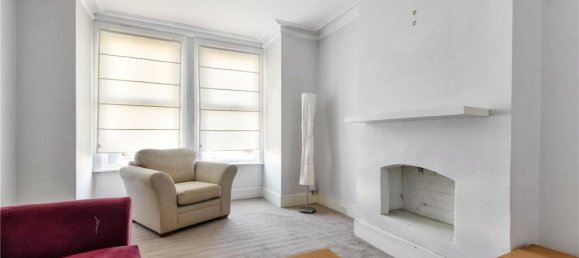 3 bedrooms Commercial property in Beckenham, United Kingdom No. 3480 4