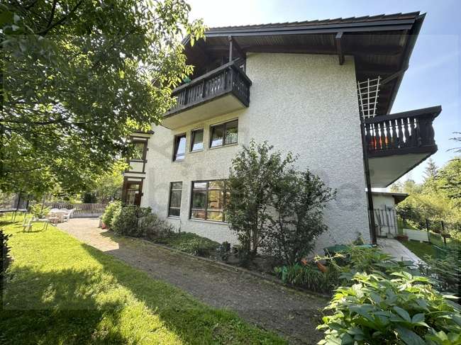 3 bedrooms Townhouse in Bodenseekreis, Germany No. 88990