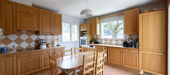 5 bedrooms House in Noiseau, France No. 316209 5