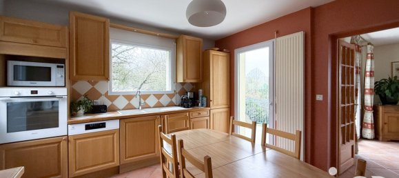 5 bedrooms House in Noiseau, France No. 316209 6