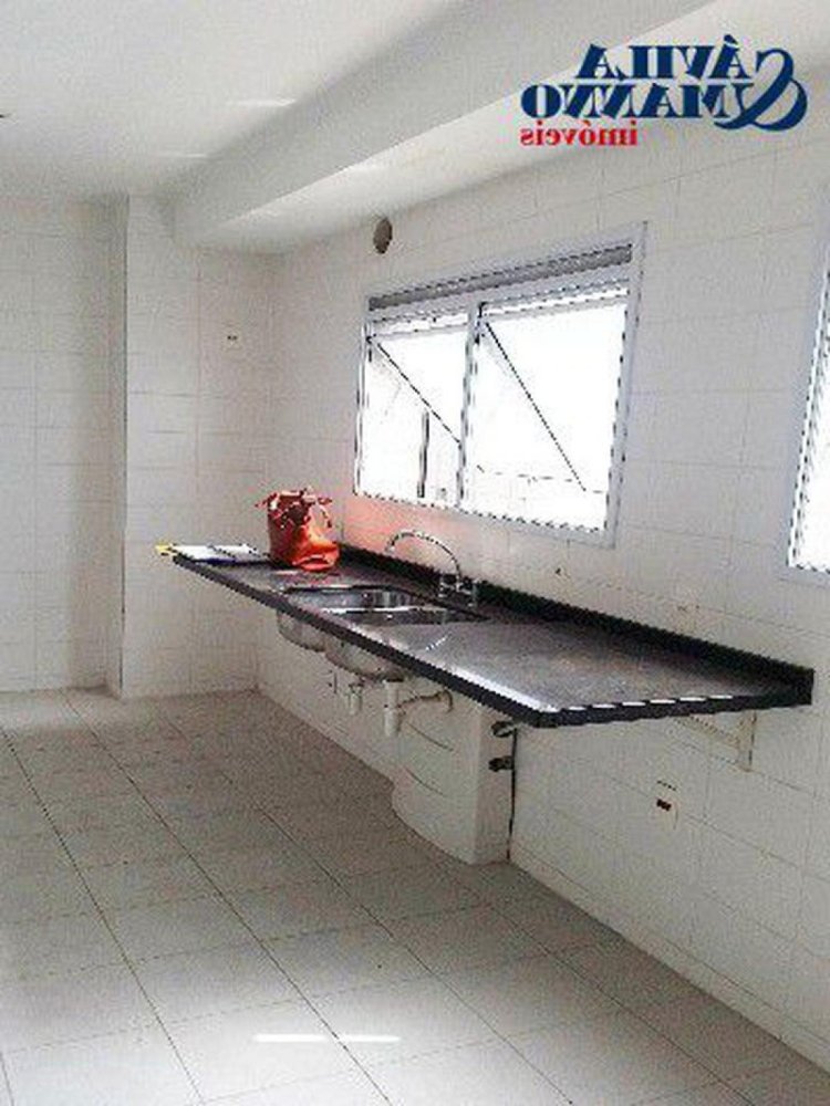 4 bedrooms Apartment in Sao Paulo, Brazil No. 598648