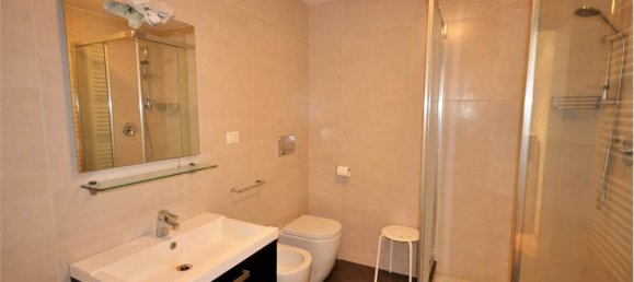 1 chambre Appartement à Turin, Italy No. 73306 6