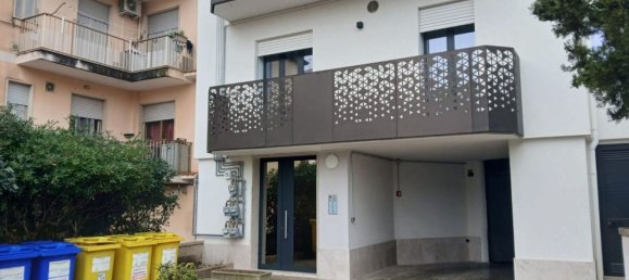 Apartamento de 4 divisões em Modica, Italy N.º 221247 3
