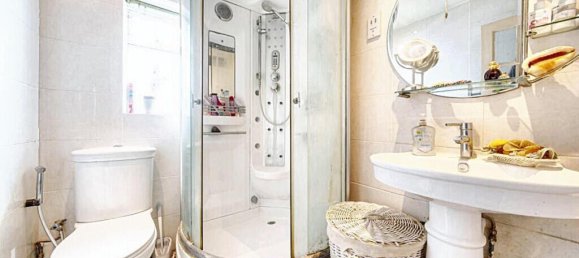 4 غرف نوم منزل في Hayes, United Kingdom رقم 5047 11