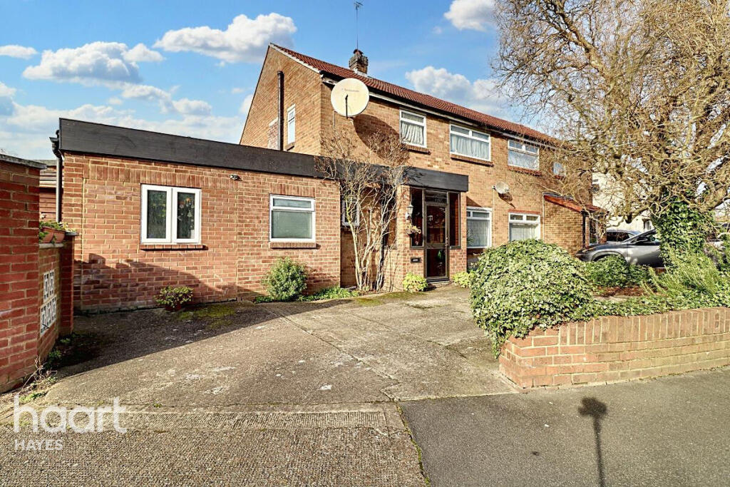 4 غرف نوم منزل في Hayes, United Kingdom رقم 5047