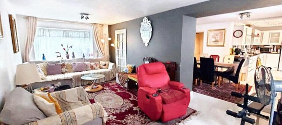 4 غرف نوم منزل في Hayes, United Kingdom رقم 5047 3