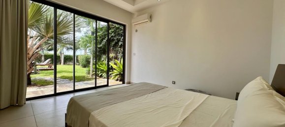 4 bedrooms Villa in Grand Baie, Mauritius No. 79 7
