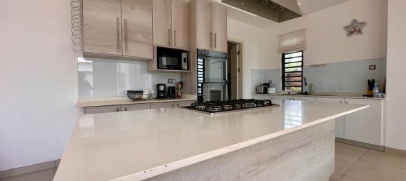 4 bedrooms Villa in Grand Baie, Mauritius No. 79 5